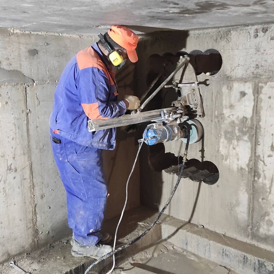 расширение проема от алмаз центр метолом сверления отверстий