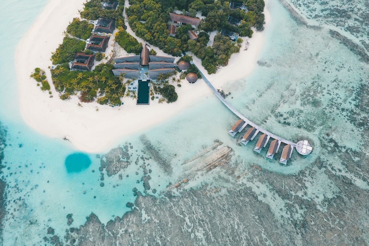 Mövenpick Resort Kuredhivaru Maldives, фото из открытых источников