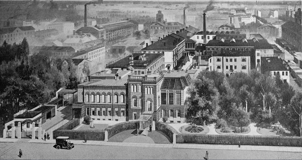 Это был крупнейший в Российской империи машиностроительный завод. Там же были построены дома для рабочих и другие здания Выборгской стороны.