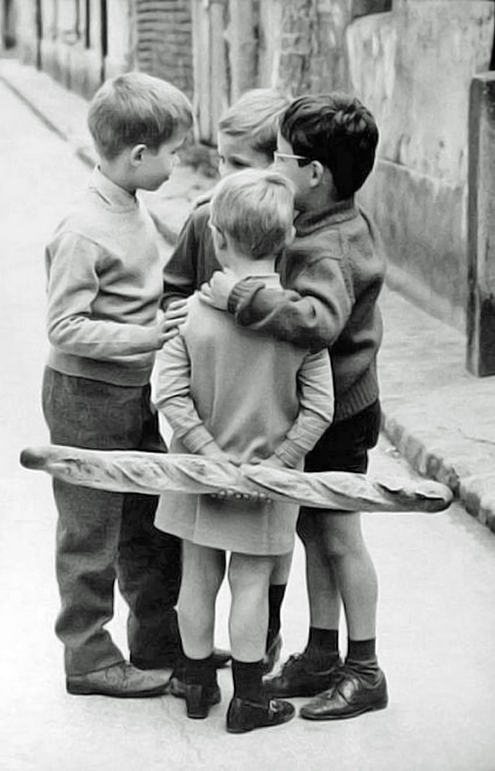 Дружба с детства. Старые друзья. Старые друзья 18. Старые друзья. Два друга детство.