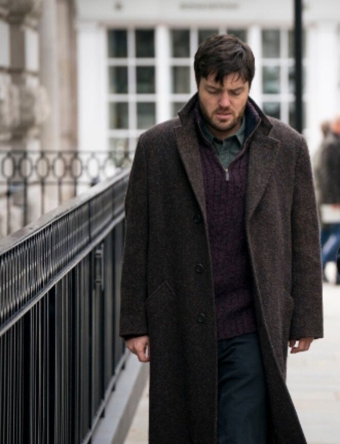 Tom Burke в роли Страйка
