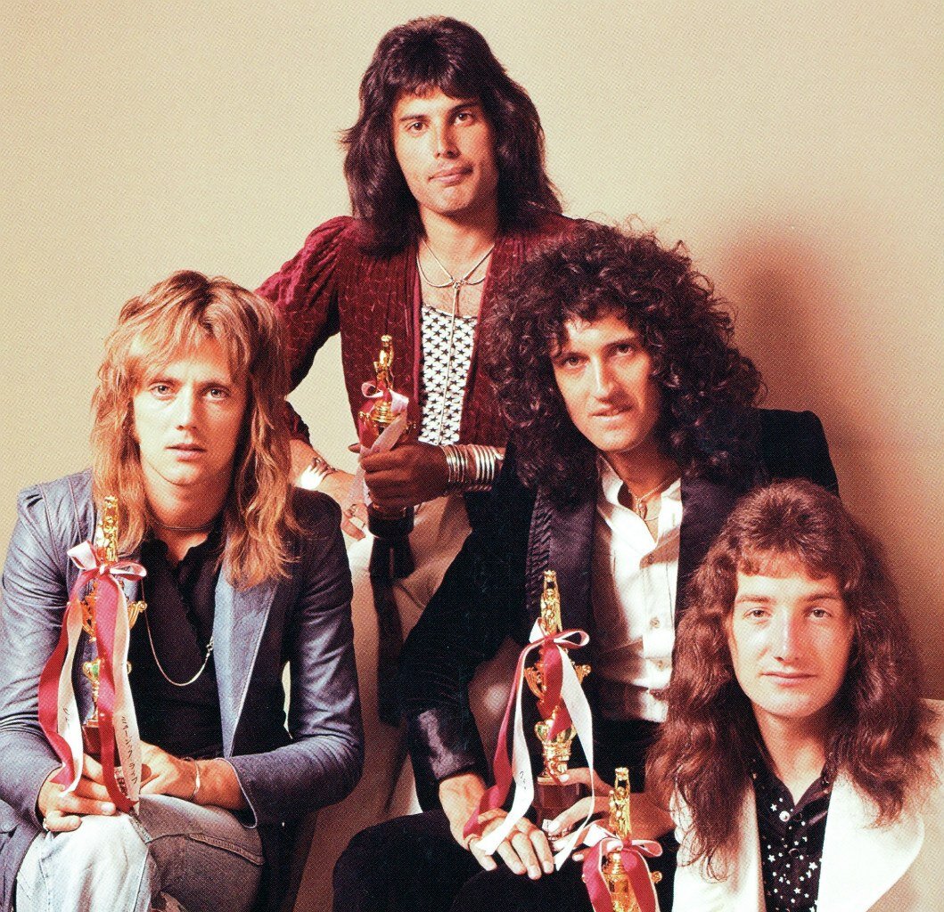 Что может быть общего между британской королевой и Queen?