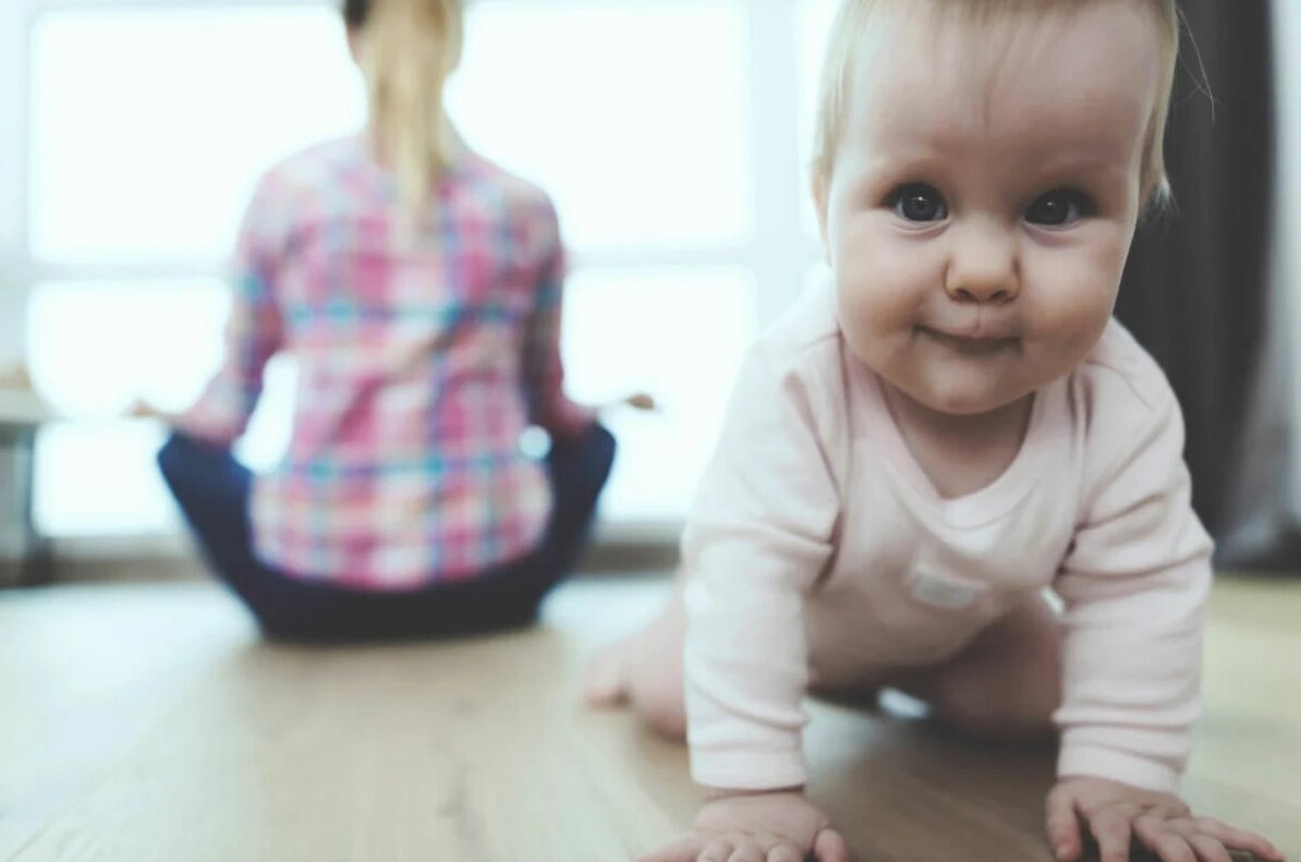 Источник: https://www.tag24.de/amp/aok-plus-erste-hilfe-bei-babys-kurse-notfall-richtig-reagieren-1391891