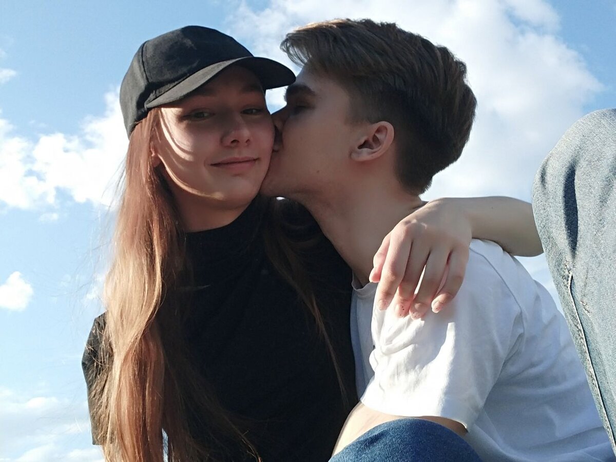 Мою вторую половинку зовут Оксана :)