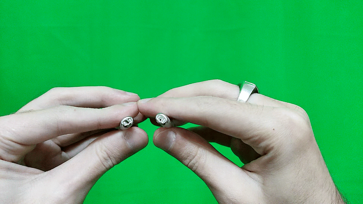 Нижние микрофоны.