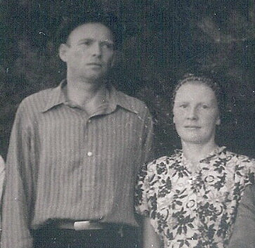 Дед Алеша и бабушка Надя