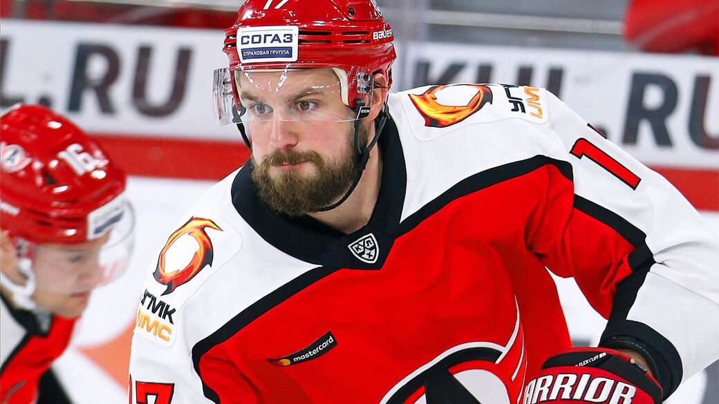   Басанаев Антон photo.khl.ru