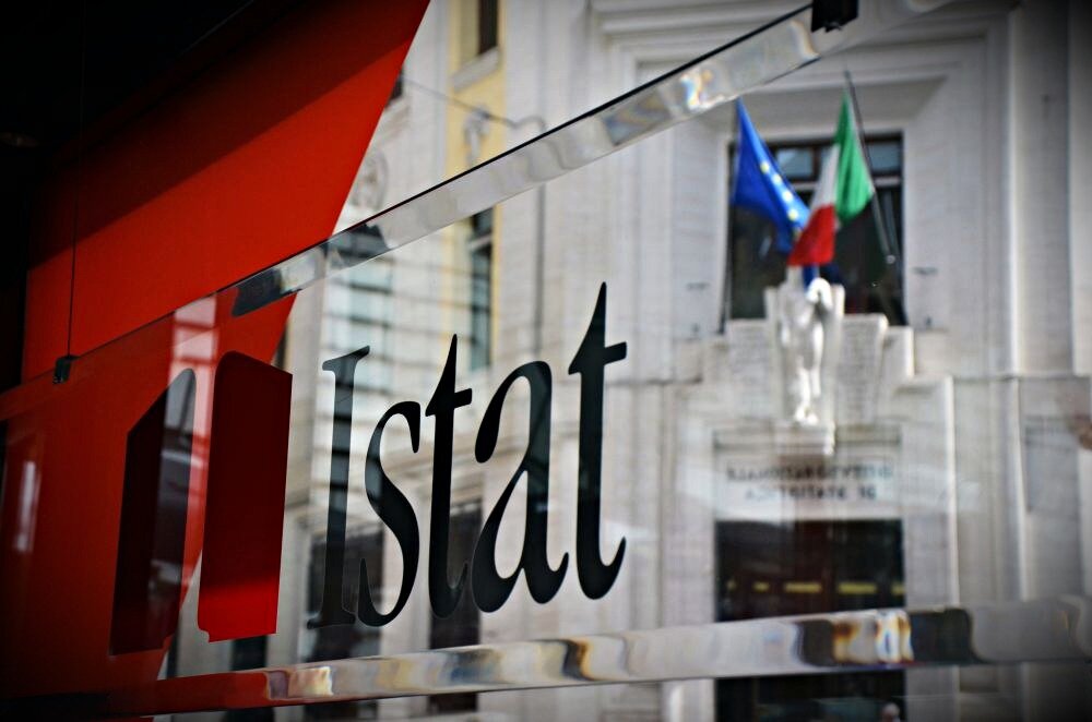 Istat утверждает, что 12 миллионов итальянцев не интересуются политикой