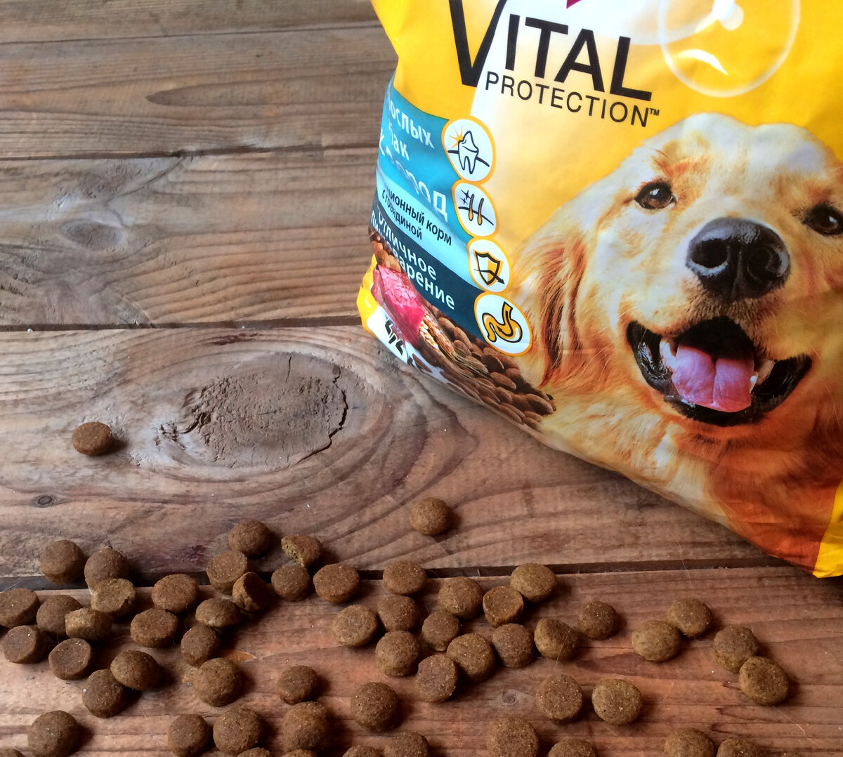 Конечно, самый простой способ точно избежать проблем - специализированные корма. Права на фото куплены автором канала