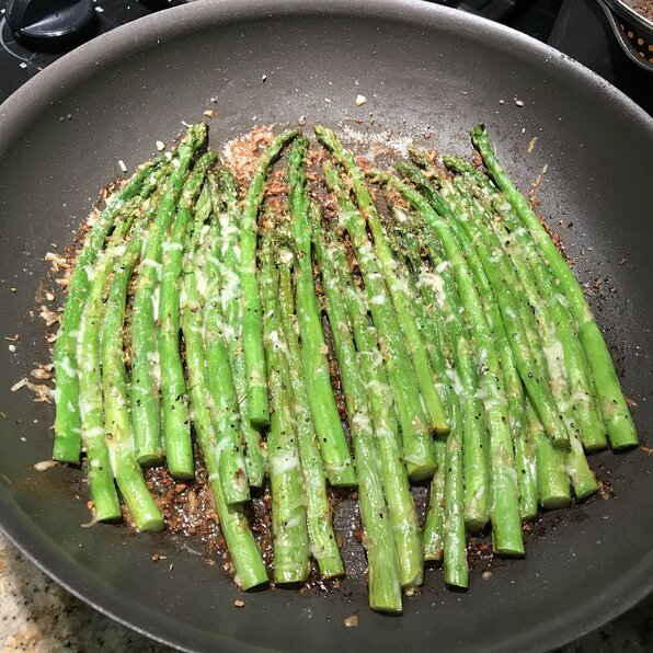 Можно добавить чеснок для более насыщенного вкуса