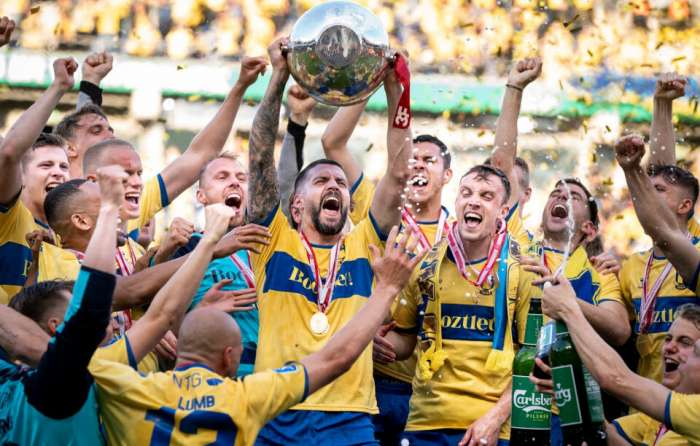 Источник: https://www.1960tips.com/blog/after-16-years-of-waiting-brondby-is-the-champion-of-denmark