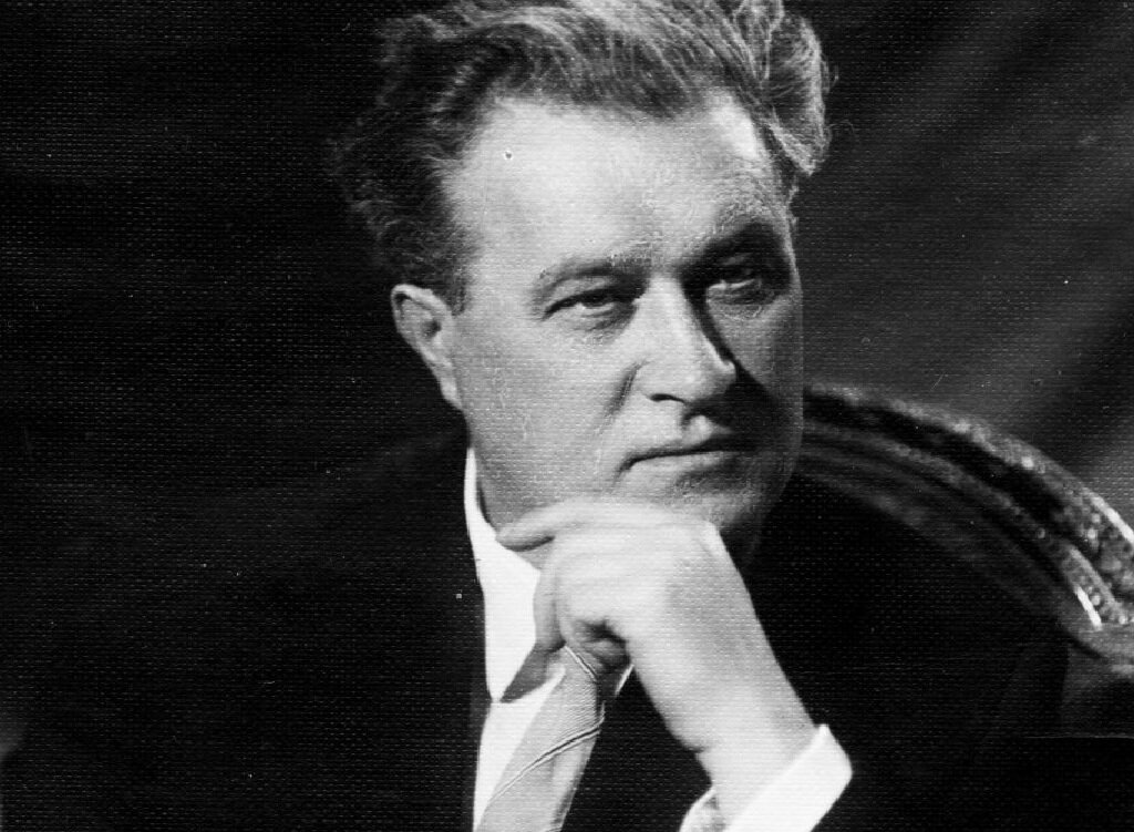 Мокроусов энгельс. Мокроусов песни. Портрет мокроусова композитора. Мокроусов энгельс. Мокроусов композитор.