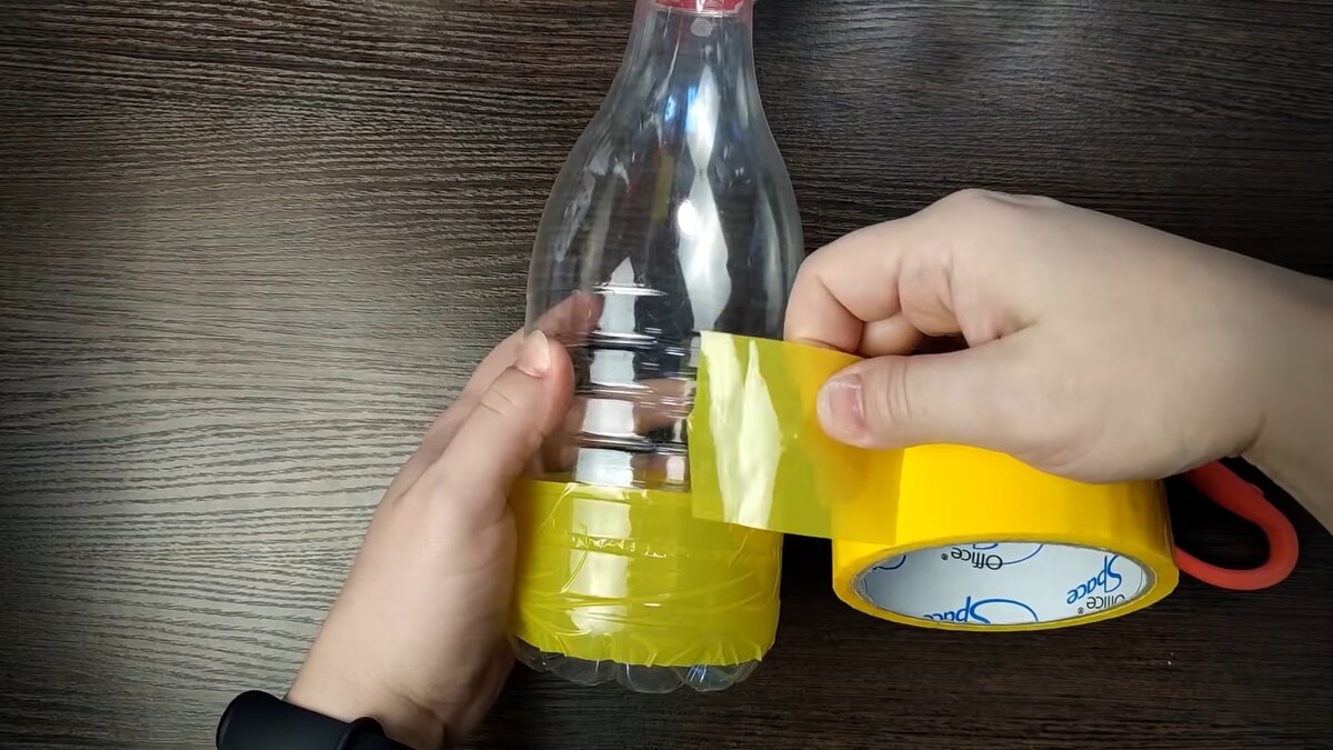 Одуванчик из цветных пластиковых бутылок