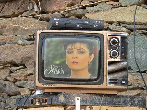 Виктория Руффо в сериале "Просто Мария"