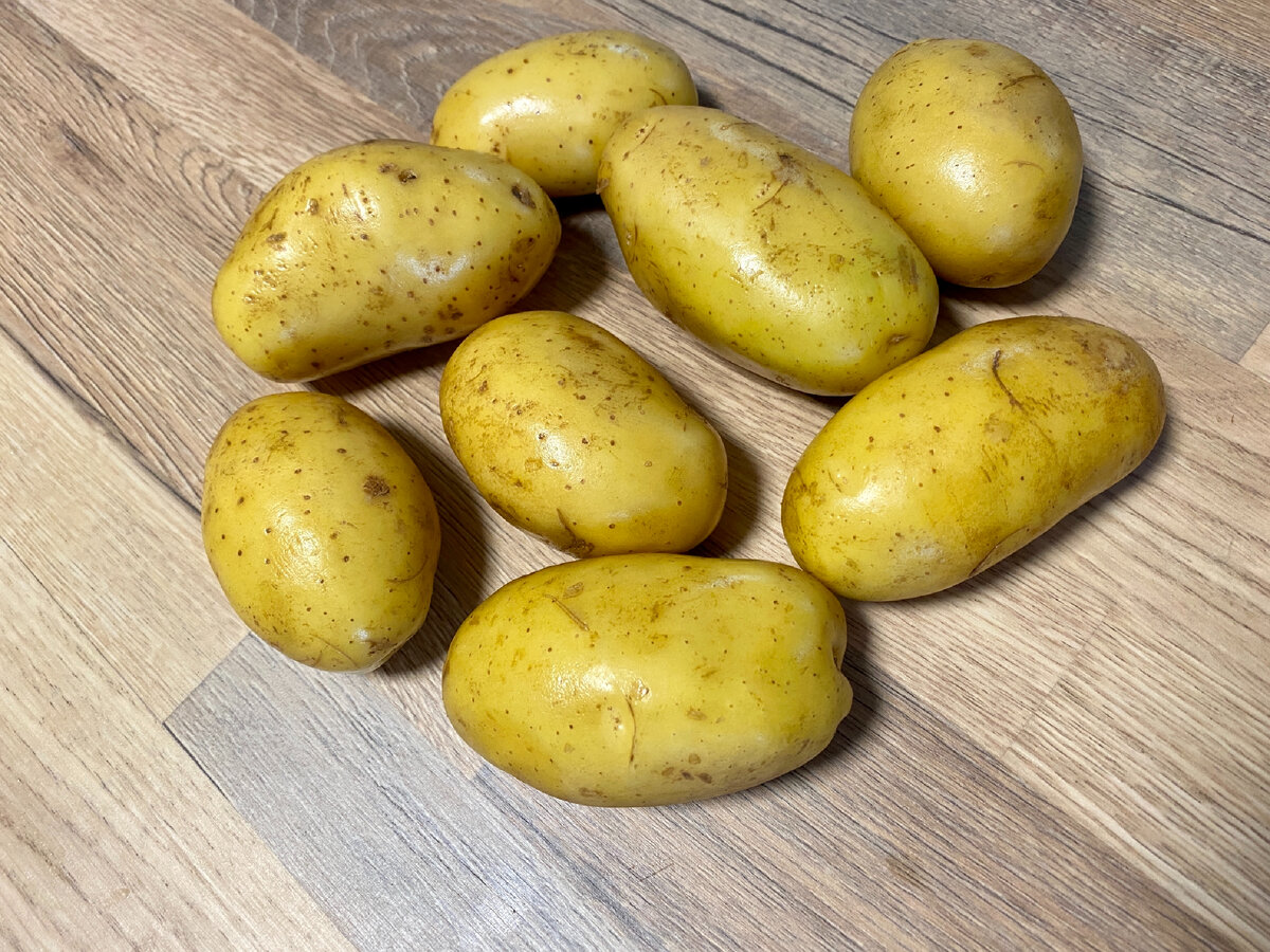 Сколько варить молодой картофель. Картофель молодой.