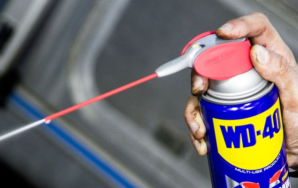 Почему в Америке WD-40 почти не используют, а наши многие очень любят,  особенно автомеханики | BAZILEVSKI / Я ИЗ СИБИРИ! | Дзен