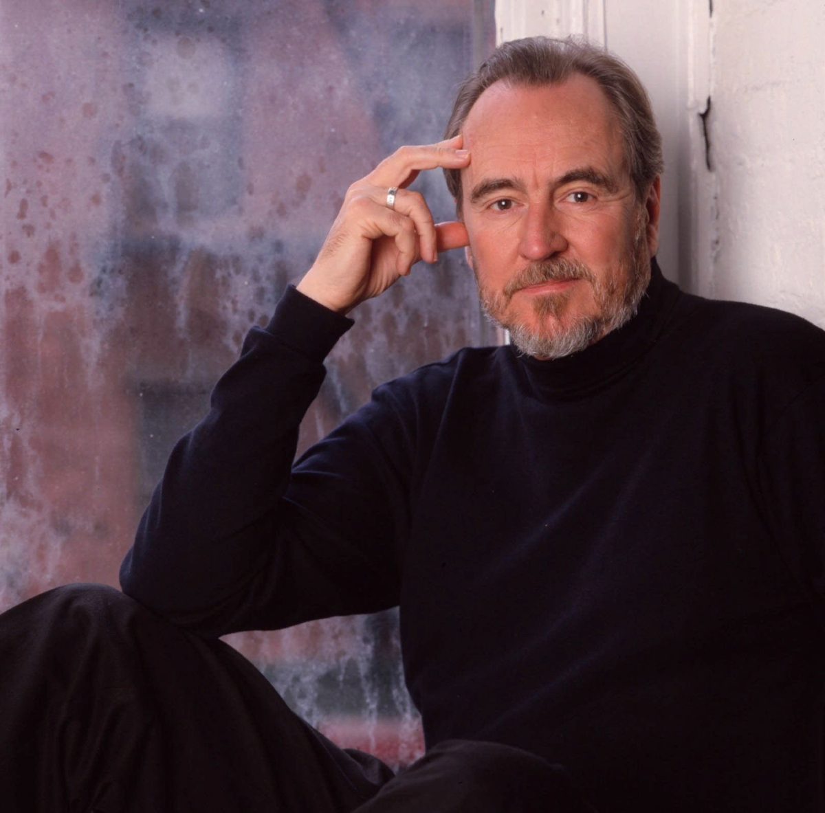 Уэс Крэйвен ( главный кинорежиссёр фильма) 