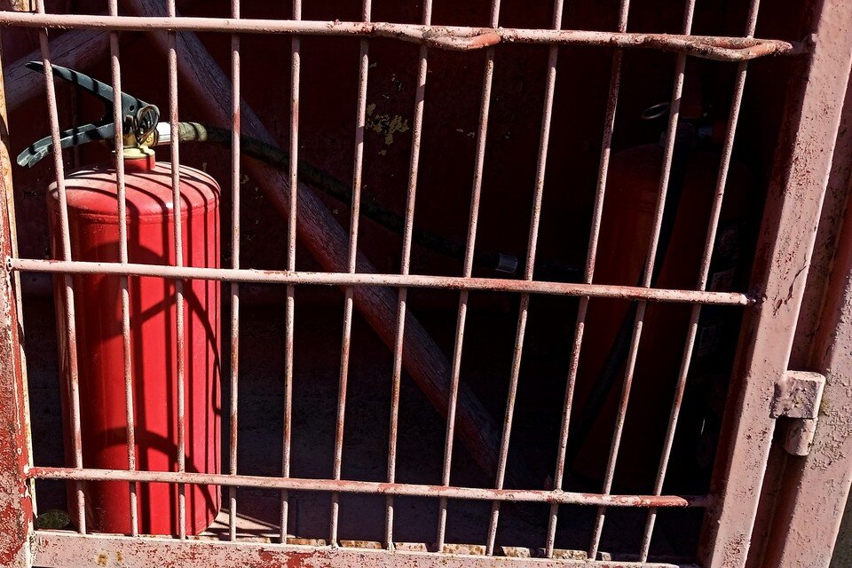     В Липецке горел павильон на Петровском рынке Юлия КЛЮЕВА