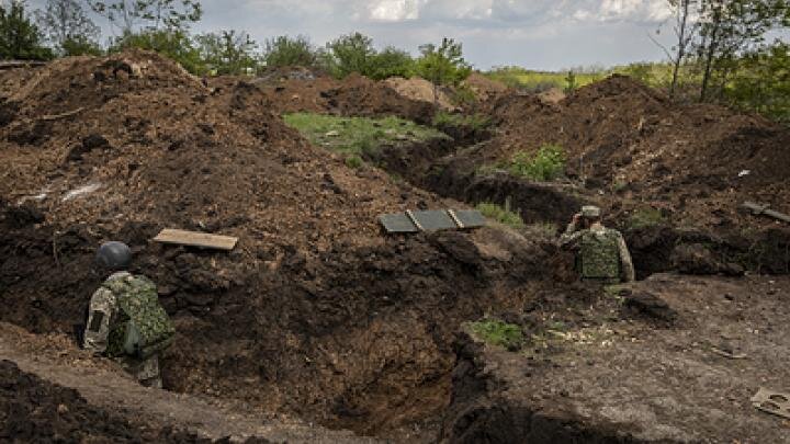 различные окопы вот такие, летом рыли.  фото: картинки  яндекса.