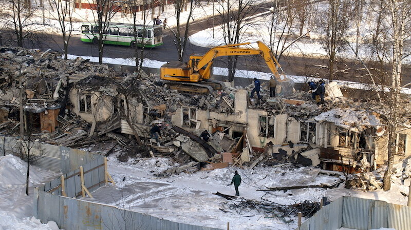 корпус 201 в зеленограде снесен или переименован. зеленоград 114 снос. дом под снос новиков. сносы в микрорайоне. демонтаж дома.