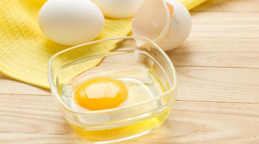 Яичный белок для лица: рецепты масок с яичным белком
