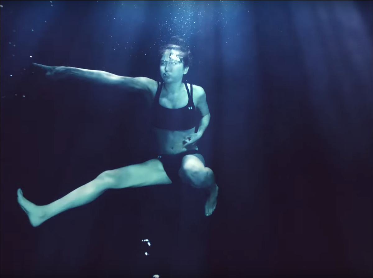 Из рекламы Under Armour в Японии