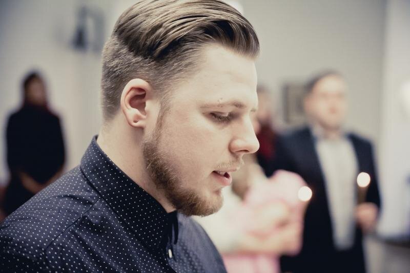 Добра Игорю. Пусть он будет счастлив в своей жизни.