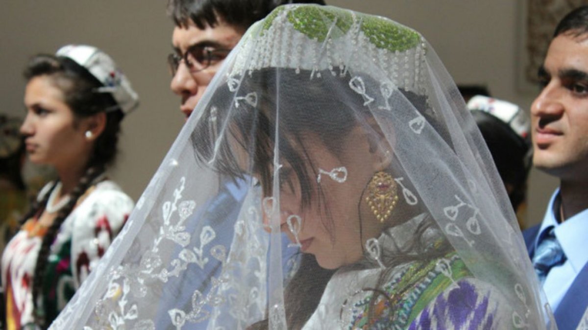 Таджикистан выйду замуж. Таджикская свадьба. Таджикские невесты. Таджикская невеста на свадьбе. Армяно-таджикская свадьба.