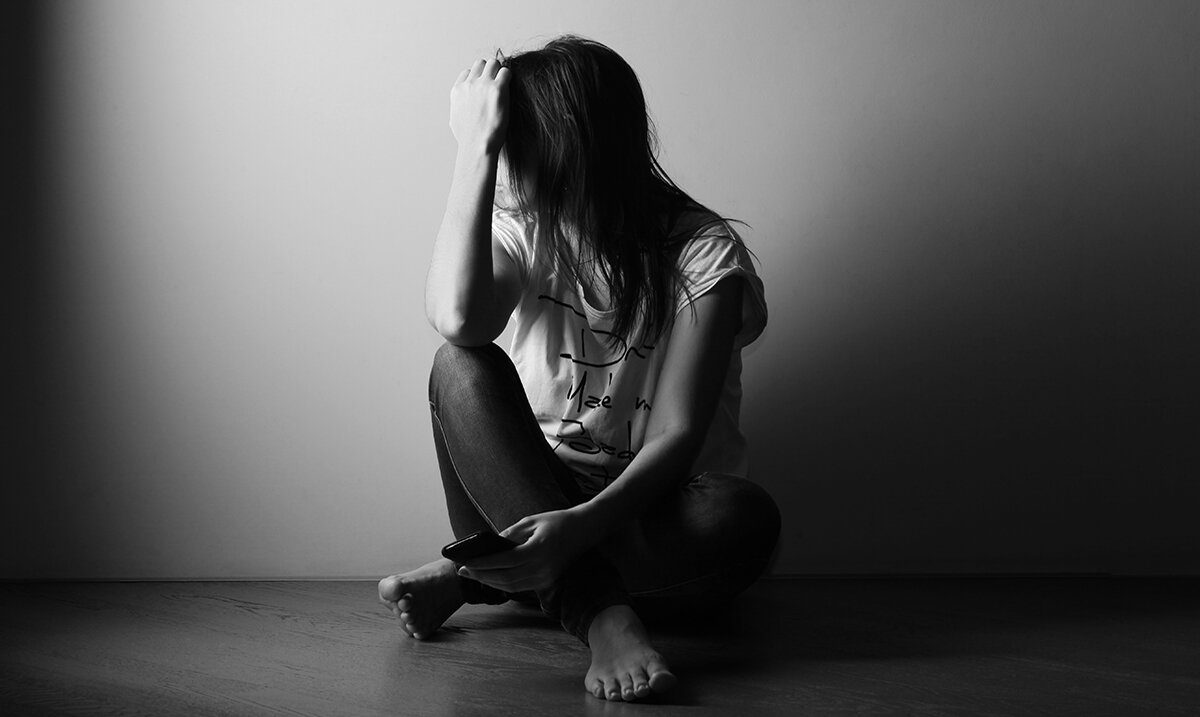 взято фото для статьи из источника https://awarenessact.com/32-things-you-dont-realize-are-happening-because-of-your-depression/