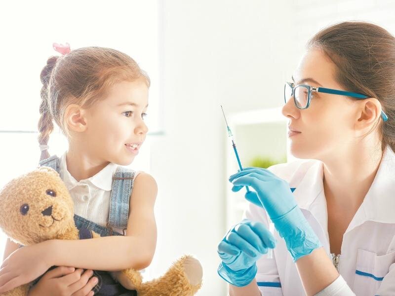 прививки, вакцинация, вакцина, против прививок, за прививки, делать ли прививки, новорожденный, родители, ребенок, прививки ребенку