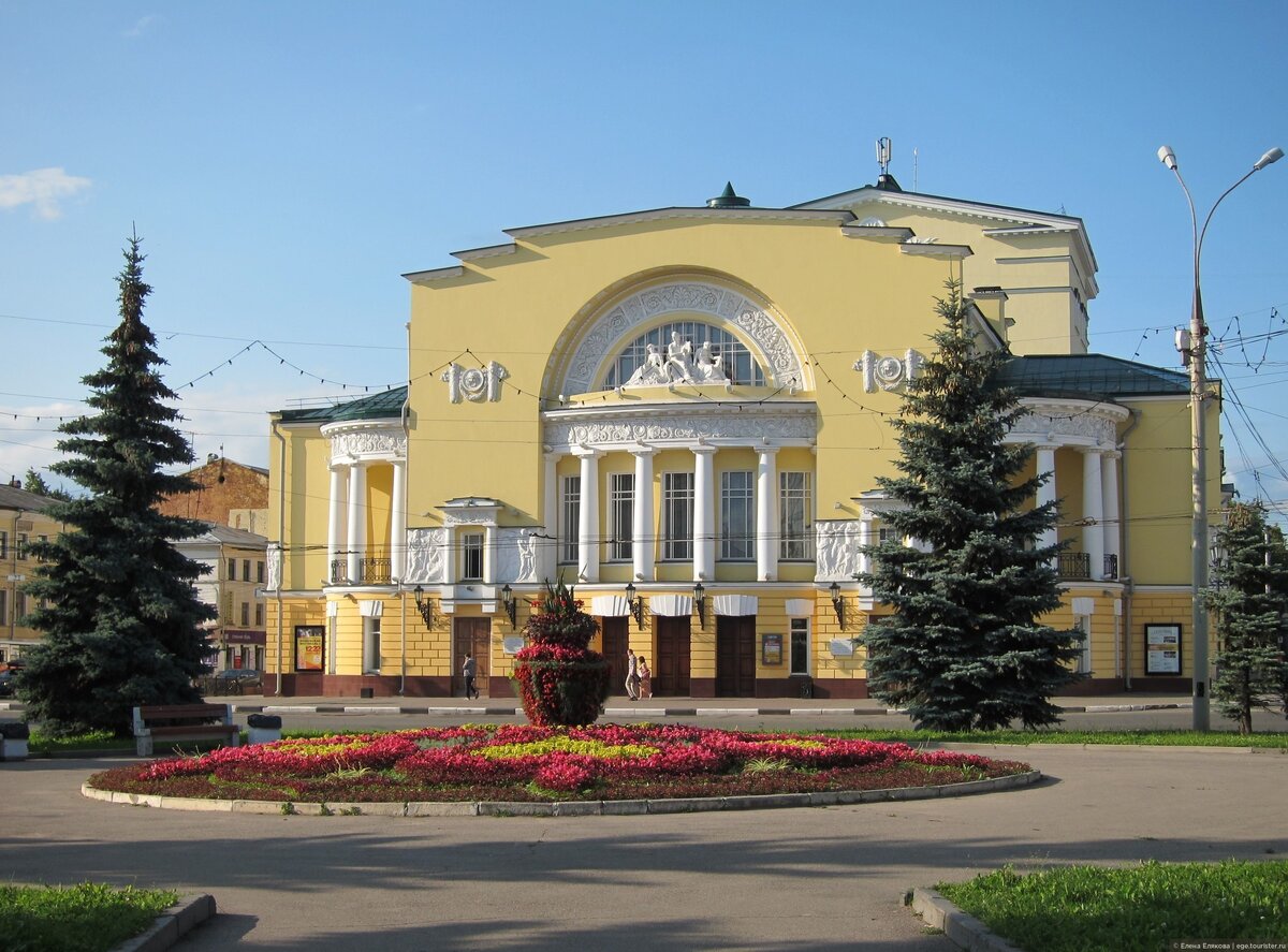 волковский театр старые