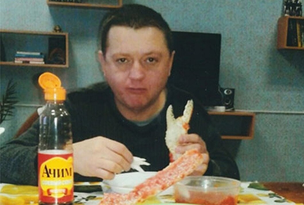 Цапков ест крабов в тюрьме. Ждём ваших комментариев!