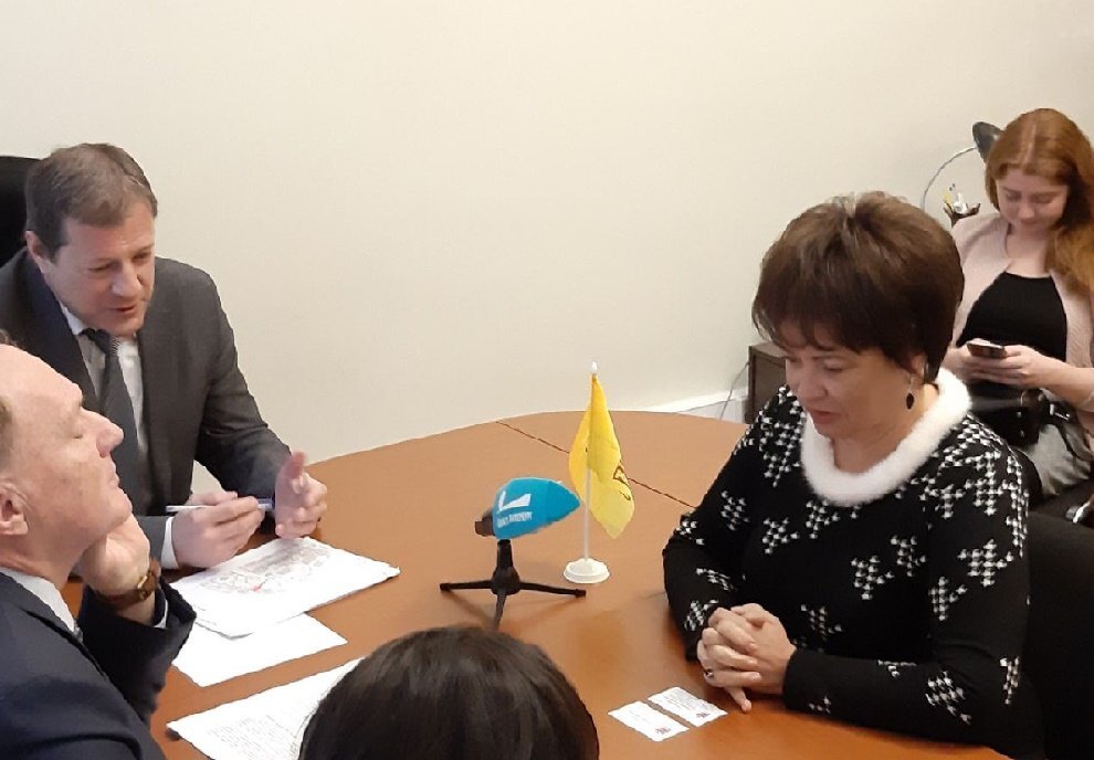  Любовь Совершаева на встрече с депутатами. Фото "Мойка78"