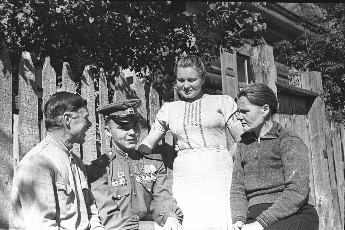   Из книги "Хроника Погореловки"