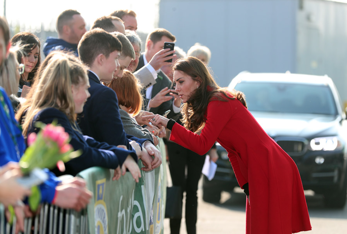 внезапный визит. внезапный визит. внезапный визит. внезапный визит. принц уильям визит.