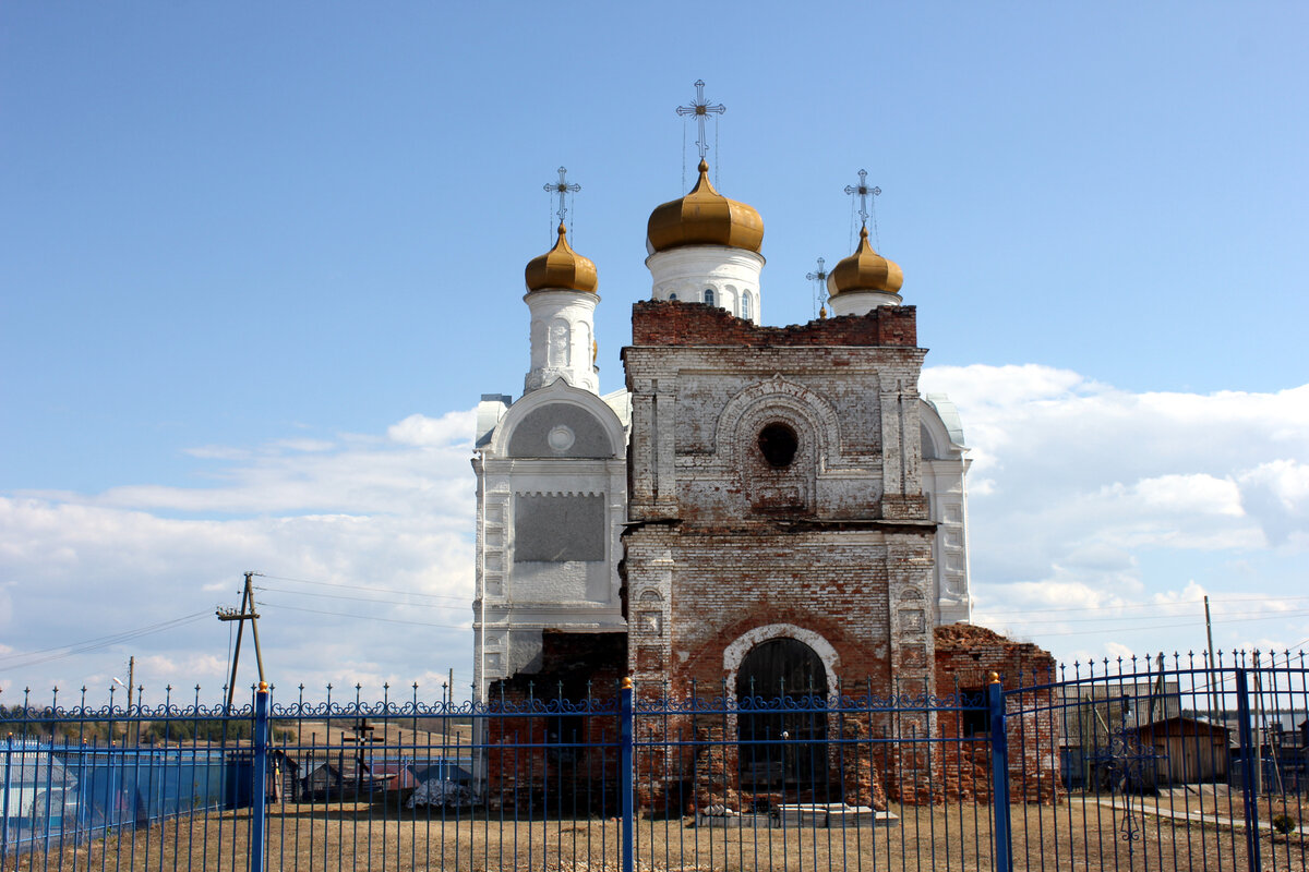 Погода койгородок коми. Койгородок Церковь Спаса Нерукотворного. Село Койгородок Республика Коми. Койгородок Спасский храм. Церковь Нерукотворного образа в Койгородке.