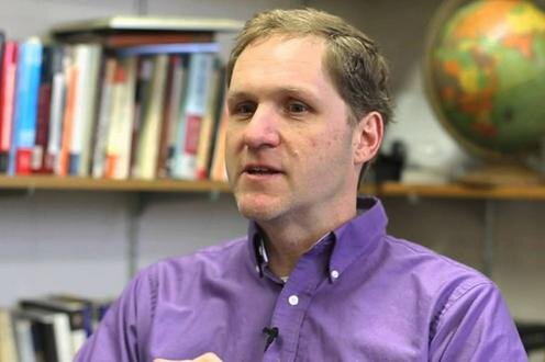 Автор исследования Пол Кубичек. Кадр видеозаписи из YouTube-канала университета Окленда