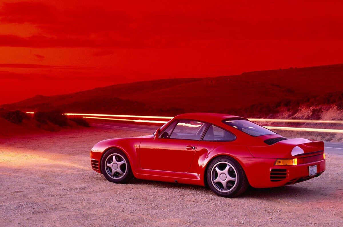 Porsche 959, 1985 года выпуска.