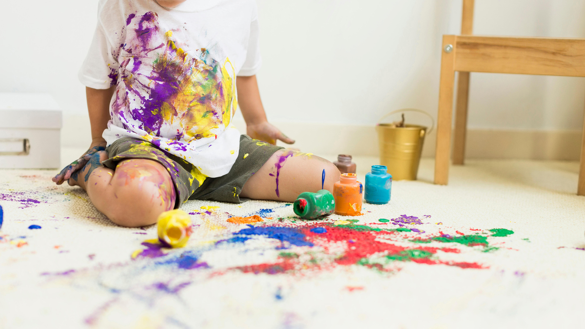 Как удалить пятна  с одежды