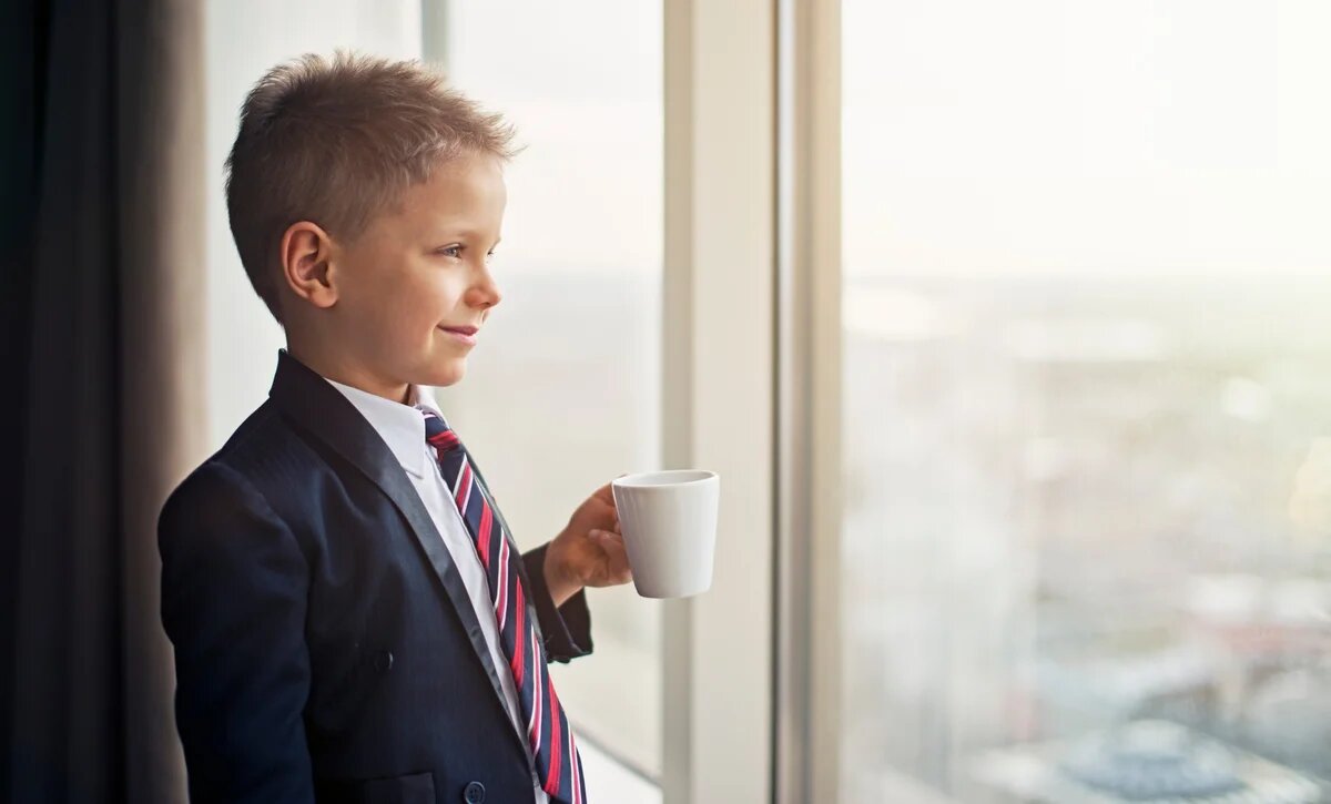 Министерство просвещения пригласит бизнес-специалистов для создания школьных программ по предпринимательству