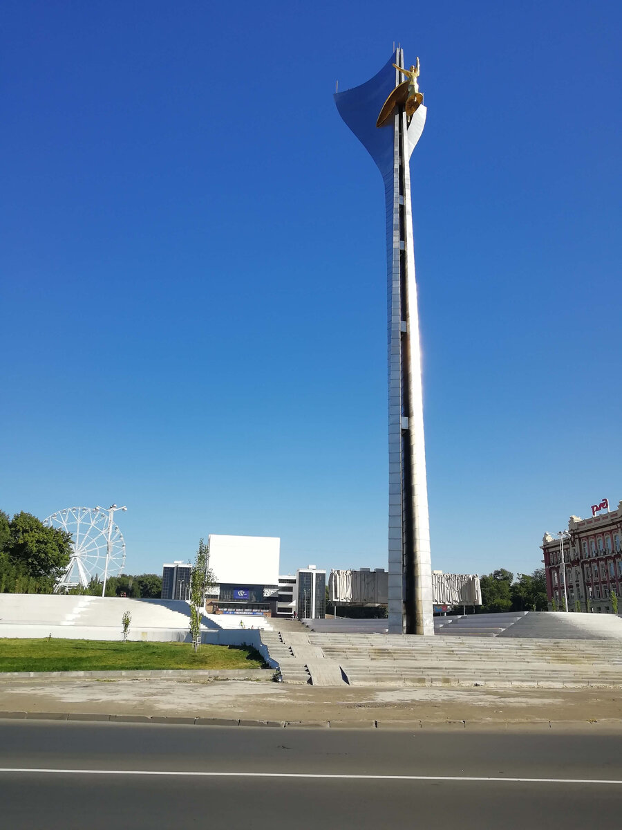 Театральная площадь, Ростов-на-Дону