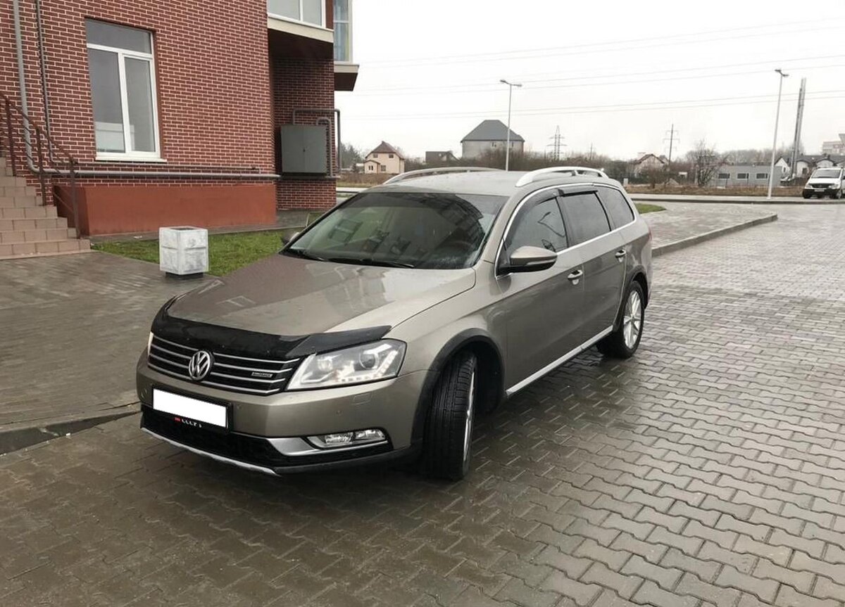 Volkswagen Passat Alltrack (B7)