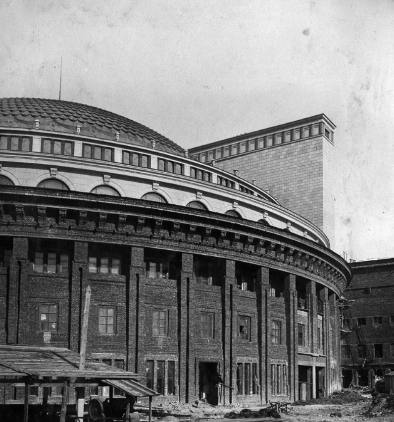 История новосибирского театра. История новосибирского театра. История новосибирского театра. Новосибирский театр оперы и балета год постройки. Новосибирский оперный театр 1945.