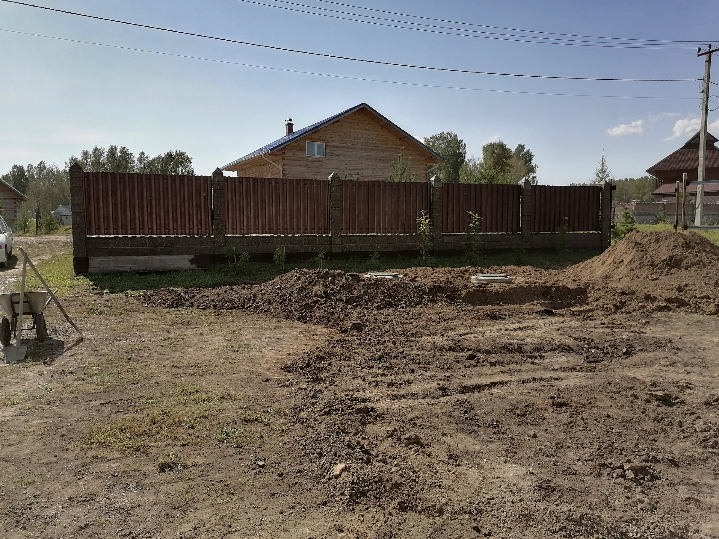 Установка колец септика без крана (с помощью экскаватора). Стоимость септика с переливом и много фотографий процесса монтажа25