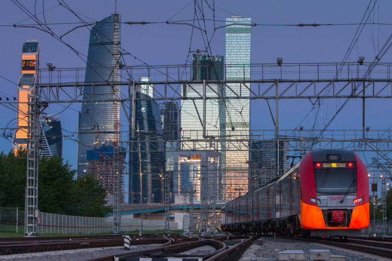 Ржд сити москва. Ласточка МЦК Москва Сити. Поезд Иволга Москва Сити. Ласточка поезд Москва Сити.