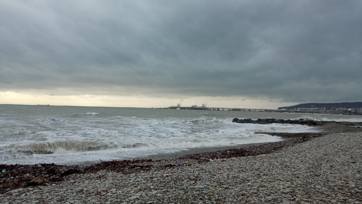 Шторм на Черном море. 