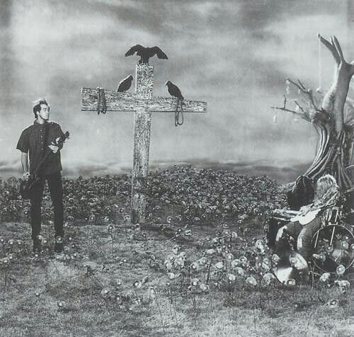 Кадр из клипа группы. nirvana - heart shaped box