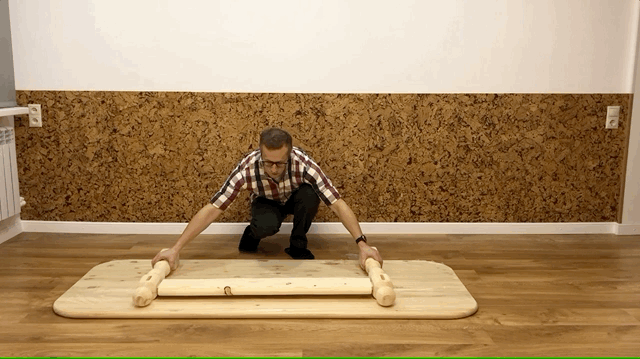 Согласитесь, что царга такой длины вместе с опорами уже производит впечатление крепкой устойчивой конструкции