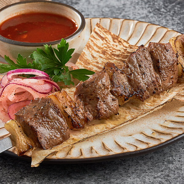 Блюда на мангале в ресторане «Урюк»