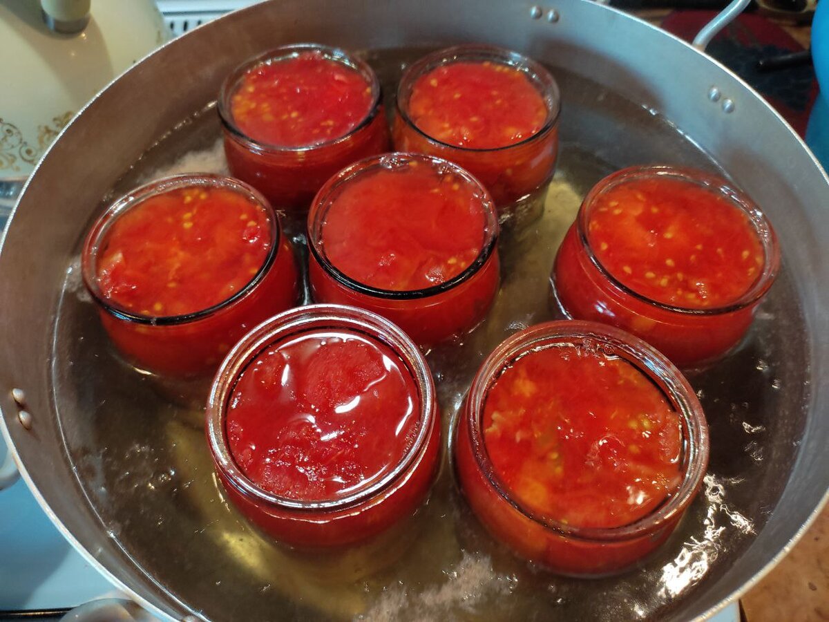 Помидоры укладывать плотно